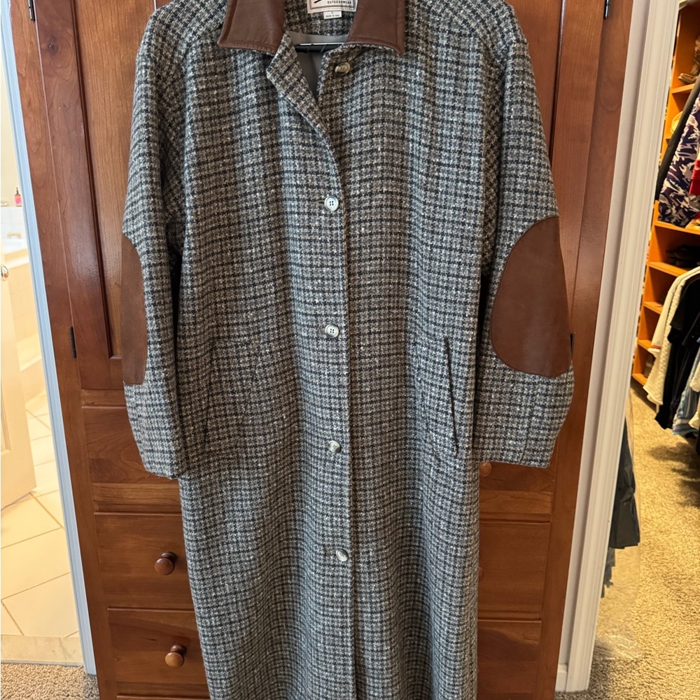 Moving Sale - Woolrich - Wool, Black/Green/Cream Houndstooth Coat w/leather trim